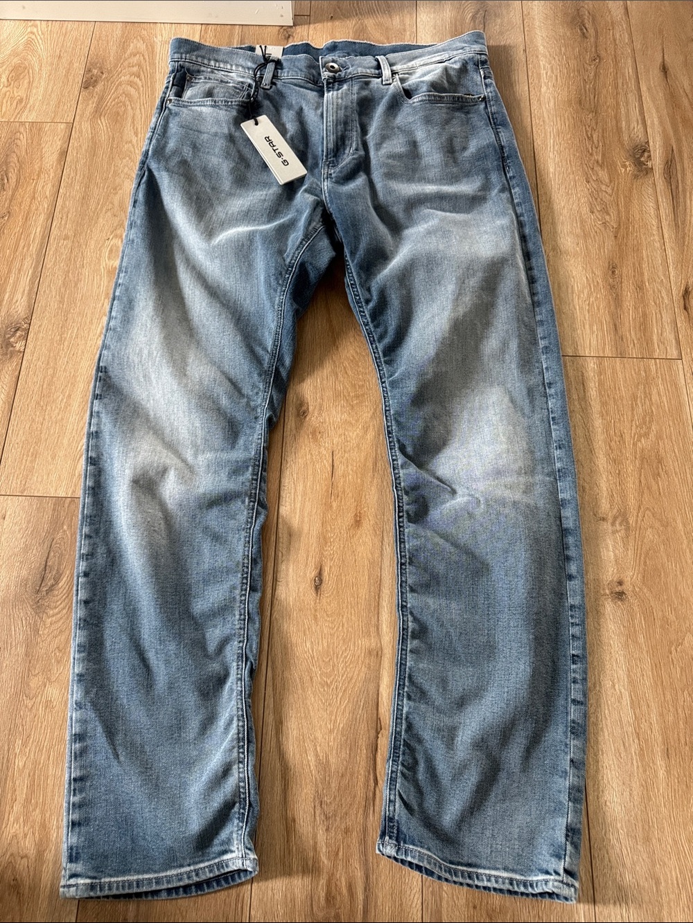 NWT. G-Star Raw Mosa Straight Leg Sun Faded Ice Fog Blue Men's Jeans 34/32